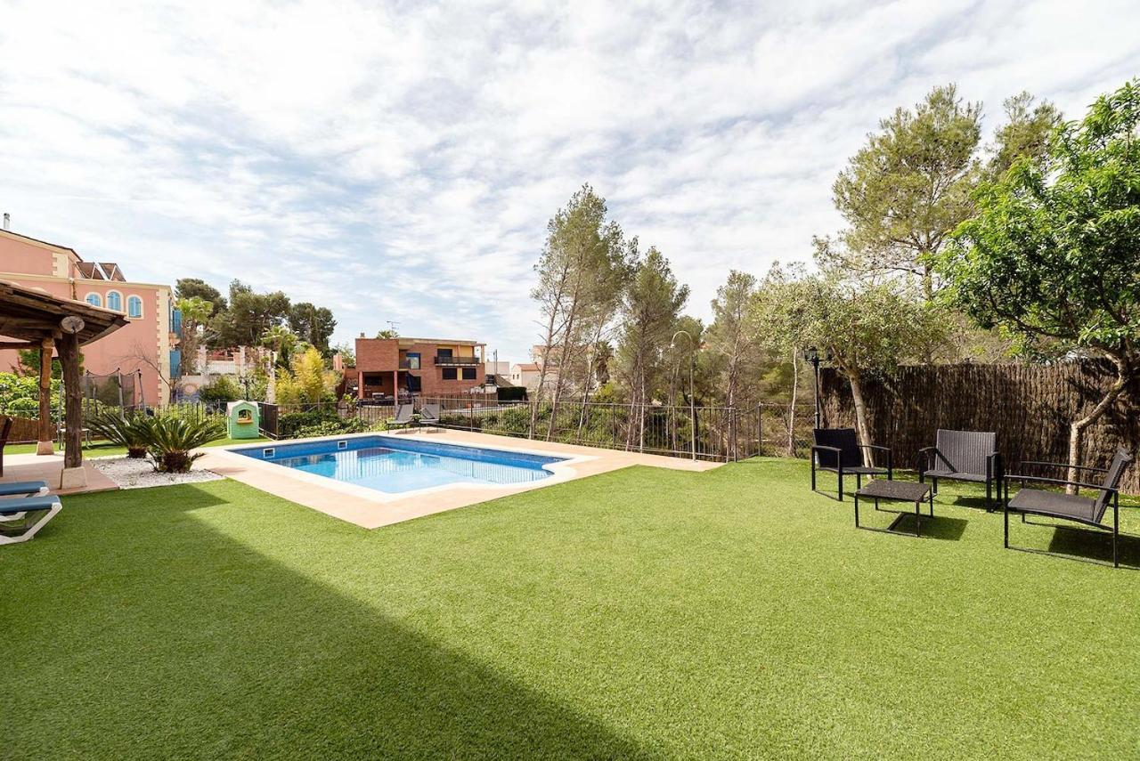 Вилла Casa Xixella A 15 Min De Sitges Оливелья Экстерьер фото