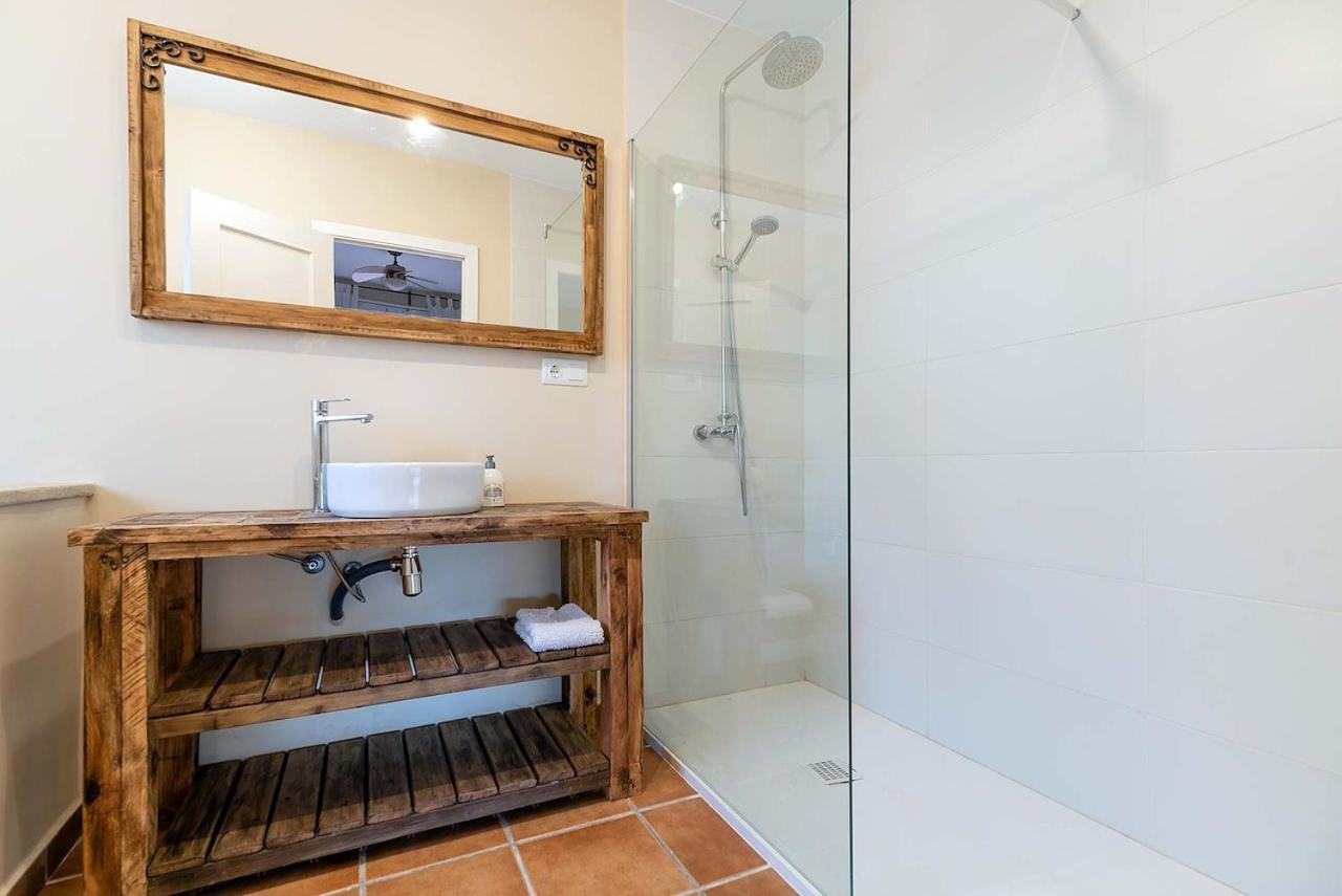 Вилла Casa Xixella A 15 Min De Sitges Оливелья Экстерьер фото